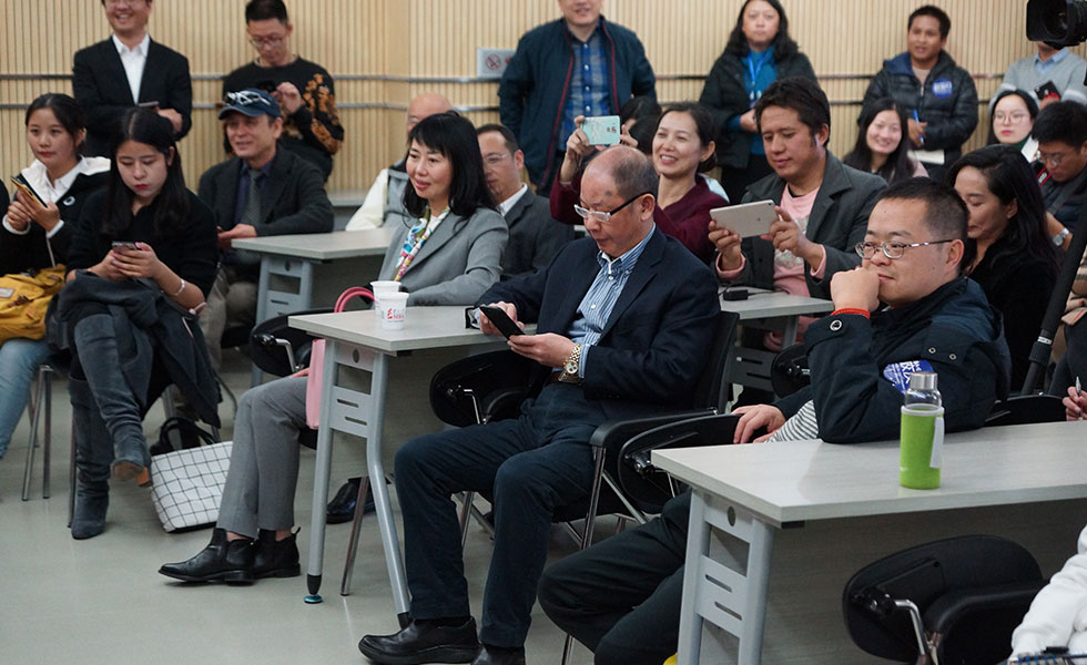 4/7  大学生座谈会